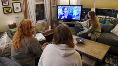 Mieter m&uuml;ssen TV-Kabelvertrag k&uuml;nftig selbst abschlie&szlig;en 