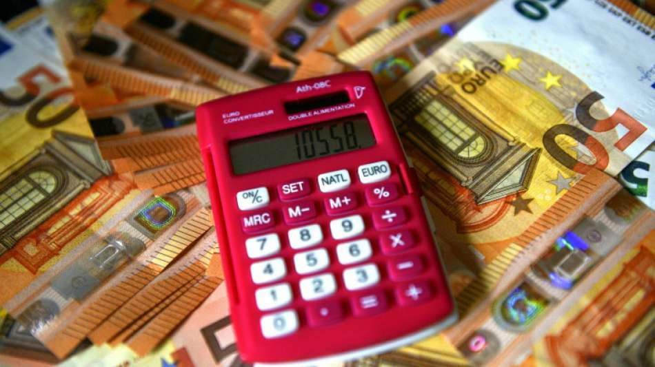 Taschenrechner am Steuer ist verboten