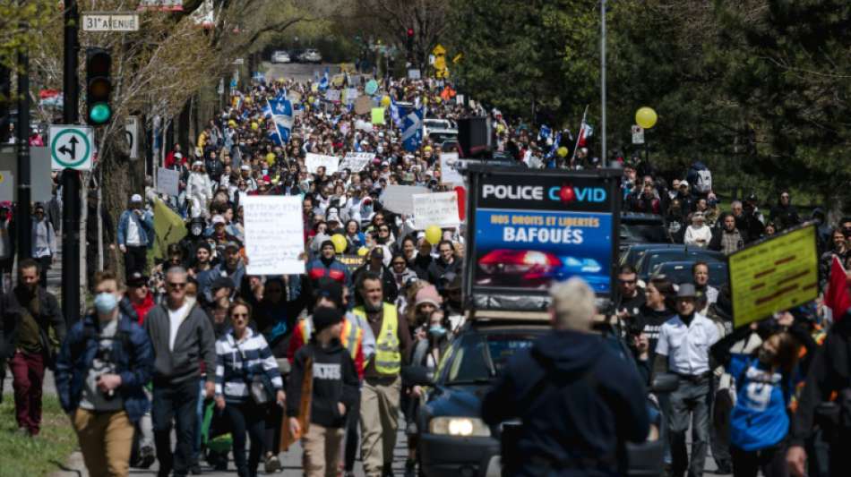 Zehntausende in Montreal gegen Corona-Beschr&auml;nkungen