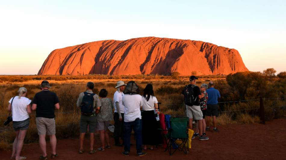 Aborigines erzwingen Schließung des australischen Uluru-Nationalparks