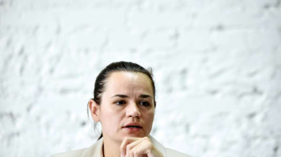Oppositionskandidatin Tichanowskaja will Führung in Belarus übernehmen