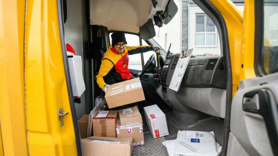 Bericht: Post will mehr Briefe und Pakete zusammen ausfahren 