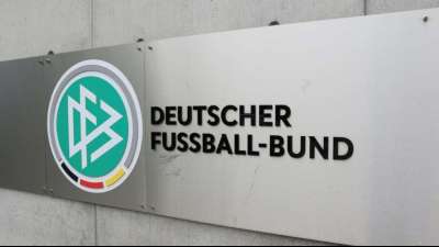 DFB: Ligen planen Minute des Innehaltens