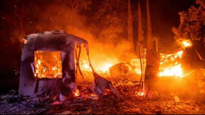 Schon 400.000 Hektar Land durch Waldbrände in Kalifornien zerstört