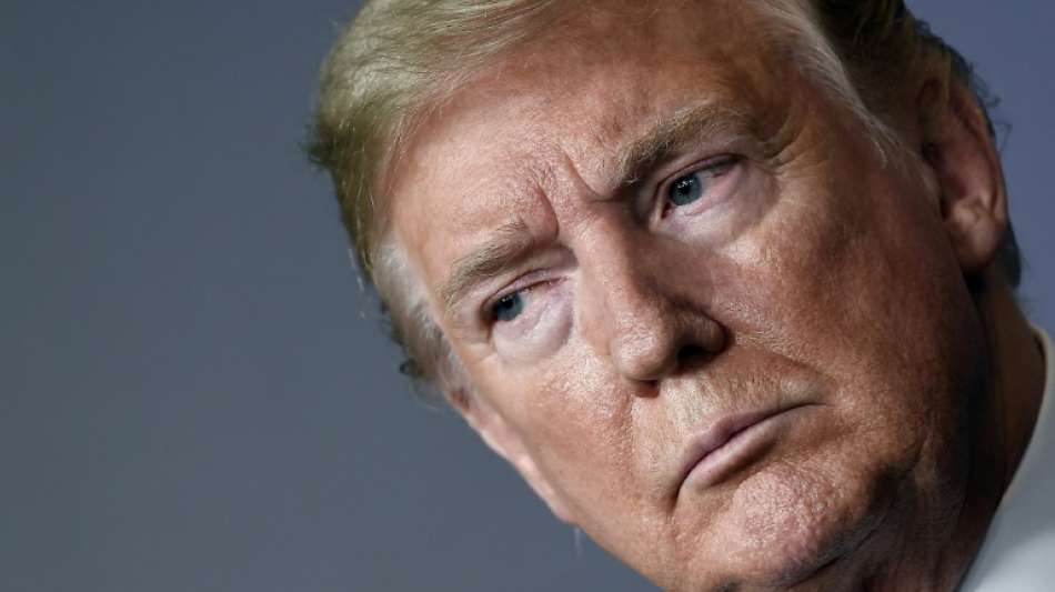 Trump bietet Deutschland in Corona-Krise Beatmungsgeräte an