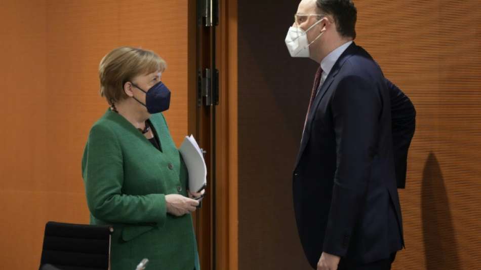 Merkel und Spahn besuchen Robert-Koch-Institut