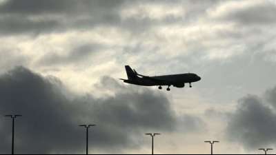 EuGH: Mehr als eine Stunde vorverlegter Flug gilt als annulliert
