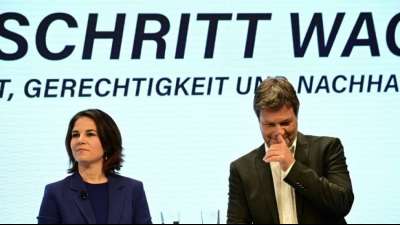 "Politbarometer": Mehrheitliche Unterst&uuml;tzung f&uuml;r Ampel-Koalition