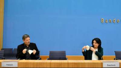 B90/Gr&uuml;ne wollen mit 50-Milliarden-Investitionsoffensive werben