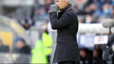 Borussia: Sportdirektor Roland Virkus st&auml;rkt H&uuml;tter den R&uuml;cken