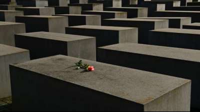 Scholz: Erinnerung an Holocaust nicht verblassen lassen