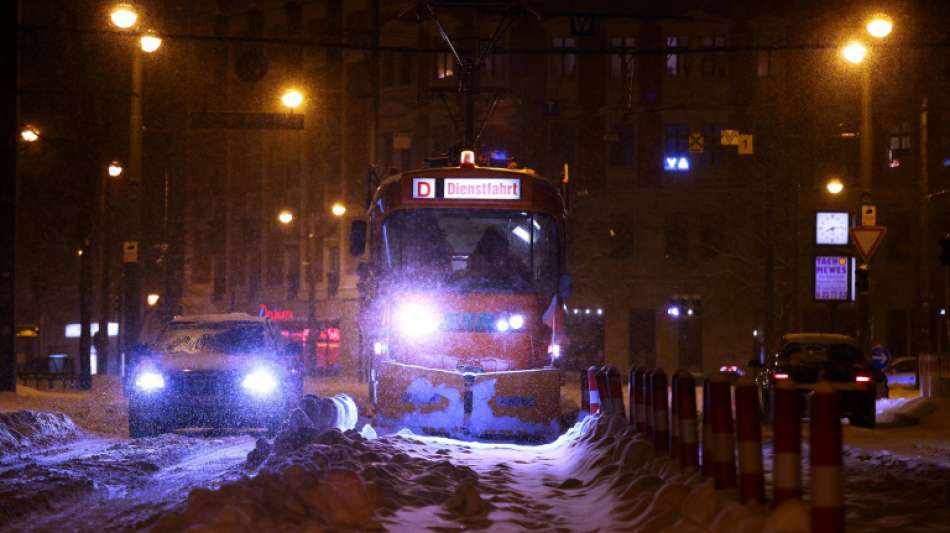 Deutschlandweit weiterhin gro&szlig;e Probleme durch extremes Winterwetter