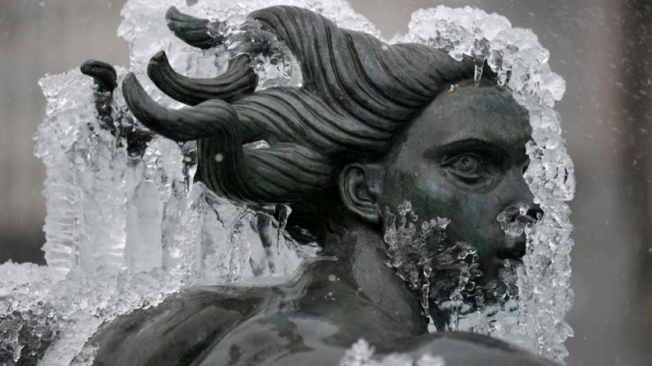 Heftiger Schneefall in Gro&szlig;britannien bremst Impfkampagne