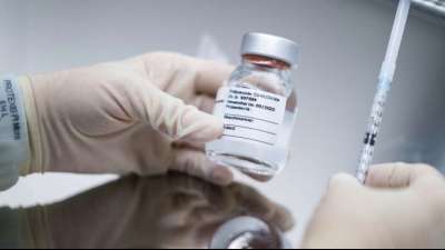 EU-Parlament darf Corona-Impfstoff-Liefervertrag mit Curevac einsehen