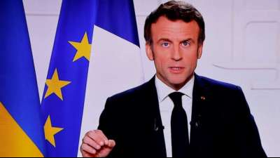 Macron erneut im Gespr&auml;ch mit Putin und Selenskyj