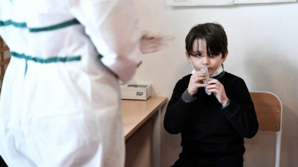 Pariser B&uuml;rgermeisterin fordert wegen Corona-Krise Schlie&szlig;ung der Schulen