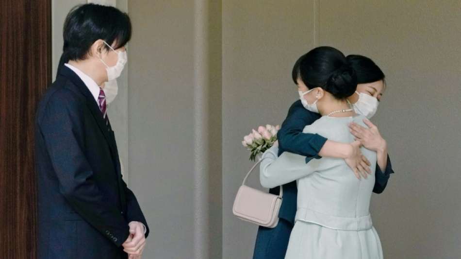 Japans Prinzessin Mako gibt bürgerlicher Jugendliebe das Ja-Wort
