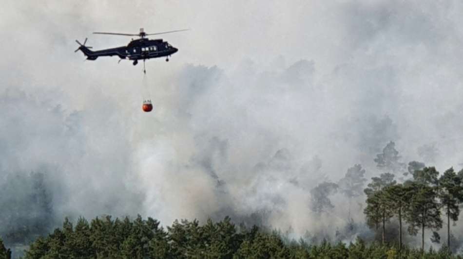 Waldbrand in Lieberoser Heide in Brandenburg breitet sich aus