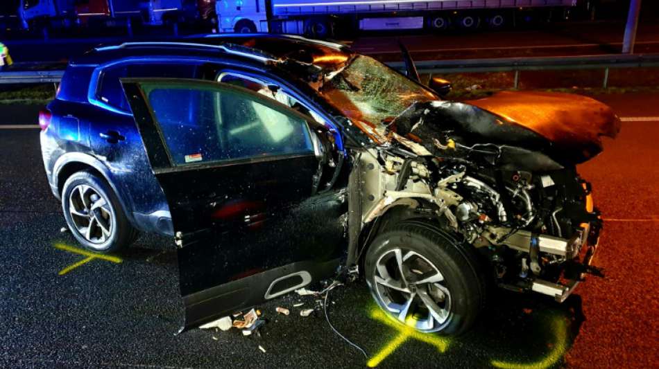Fußgänger auf Autobahn in Brandenburg von Auto erfasst und getötet