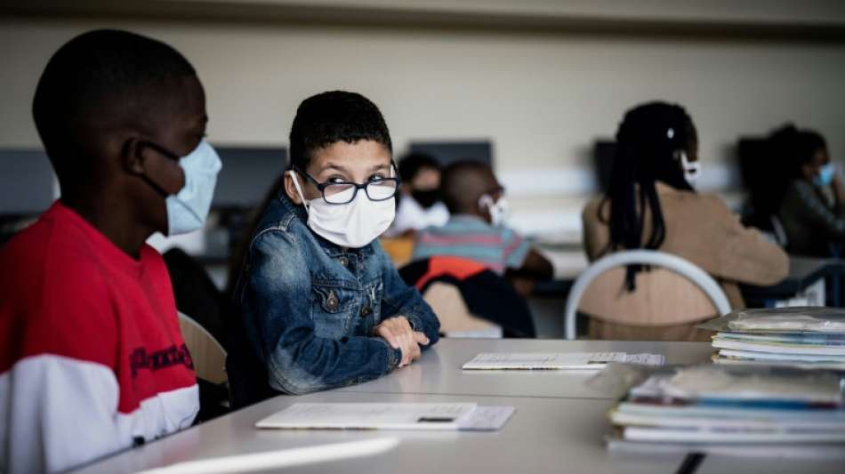 Maskenpflicht für Schüler gilt  in Frankreich wieder landesweit