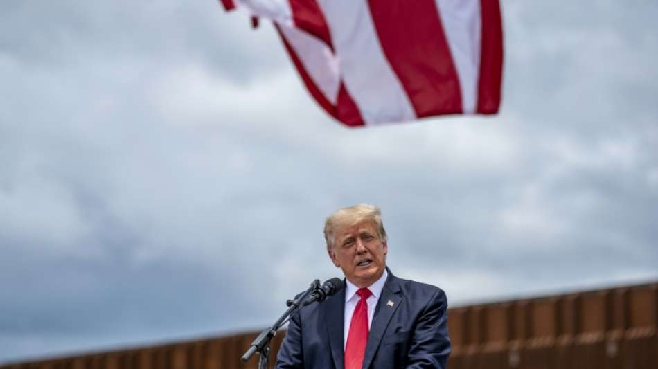 Trump warnt bei Grenzbesuch in Texas vor "gefährlicher" Migrationskrise