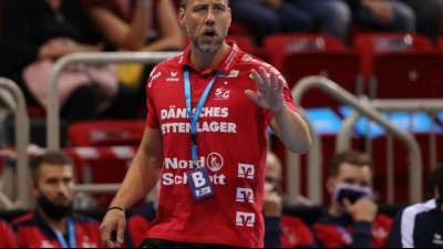 Spitzenreiter Flensburg gewinnt auch Topspiel in Magdeburg