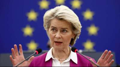 Von der Leyen droht Airlines bei Schleuser-Hilfe mit Sanktionen
