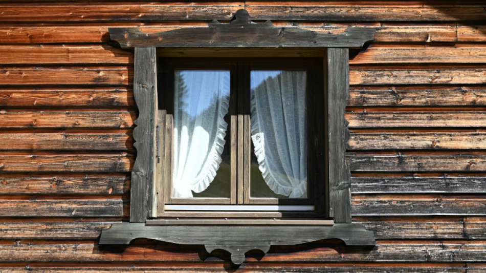 Reise- und Tourismuswirtschaft fordert Verl&auml;ngerung der &Uuml;berbr&uuml;ckungshilfen