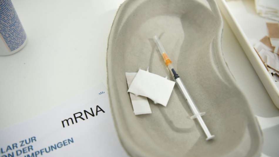 Debatte um Corona-Impfungen f&uuml;r Jugendliche flammt wieder auf 