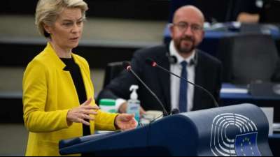 EU-Parlament dr&auml;ngt Kommission zu Handeln gegen Polen und Ungarn