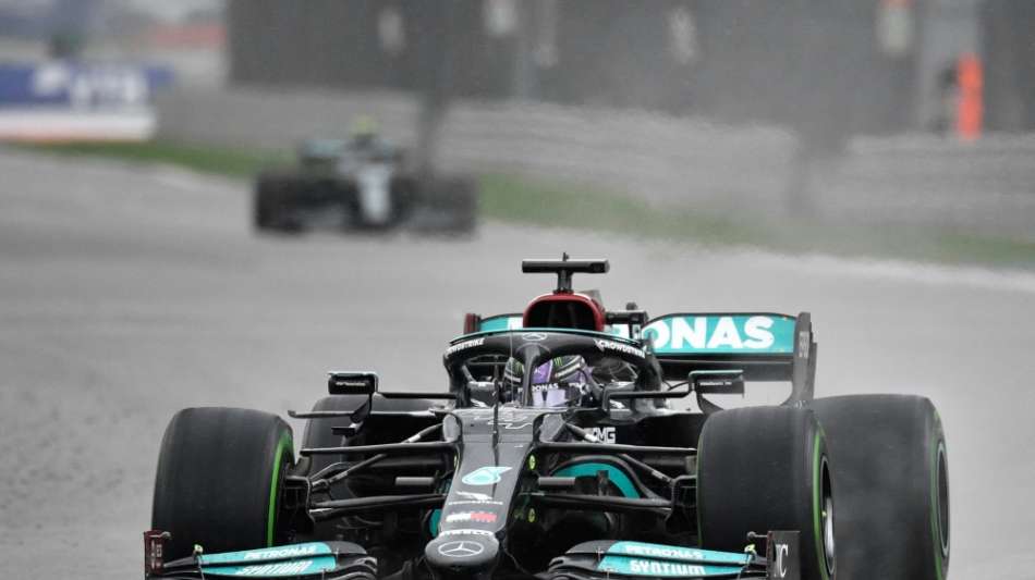 F1: Lewis Hamilton macht 100 voll und übernimmt WM-Führung