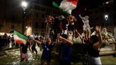 Böller wie an Silvester: Italien feiert EM-Sieg ausgelassen