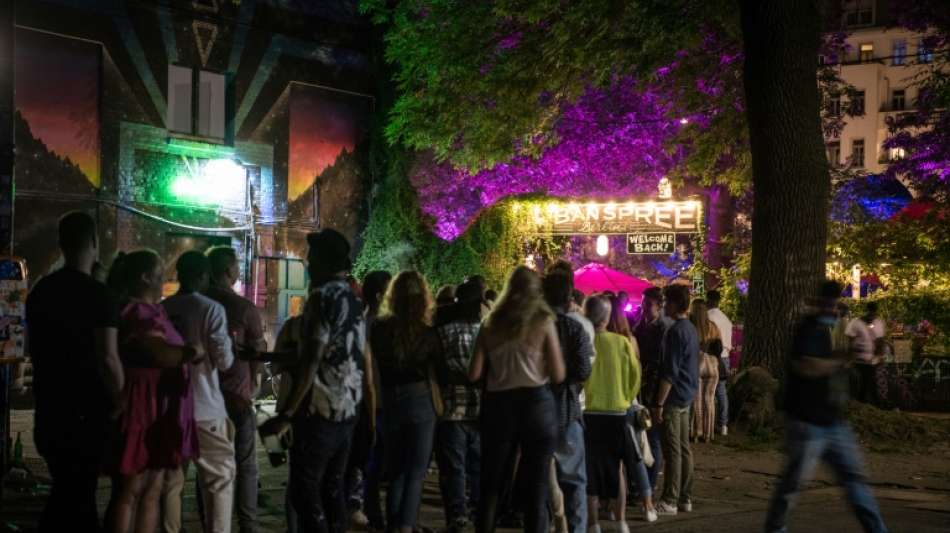 Niedersachsen f&uuml;hrt freiwillige 2G-Option f&uuml;r weitere Branchen ein