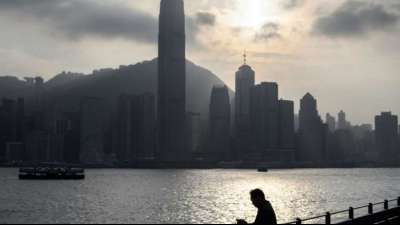 Zwölf Menschen bei Flucht aus Hongkong per Schnellboot festgenommen