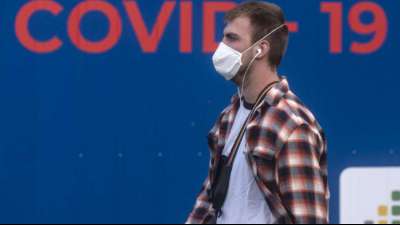 Tschechien und die Slowakei rufen wegen Coronavirus wieder den Notstand aus