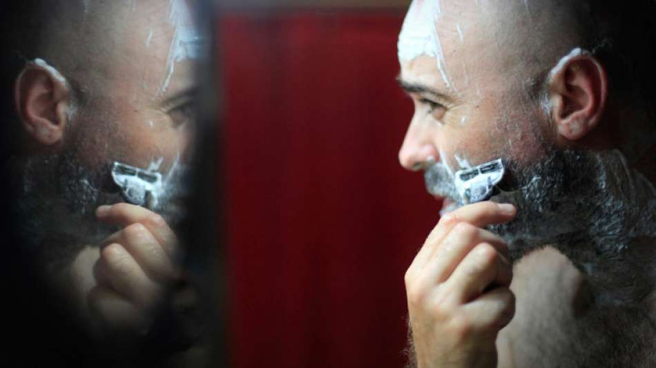 Mehr als drei Viertel der M&auml;nner enthaaren sich regelm&auml;&szlig;ig