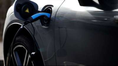 Regierung startet Zukunftsprogramm f&uuml;r Fahrzeugindustrie