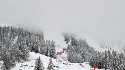 Nebel bei Ski-WM: Auch Super-G der Frauen abgesagt - neues Programm