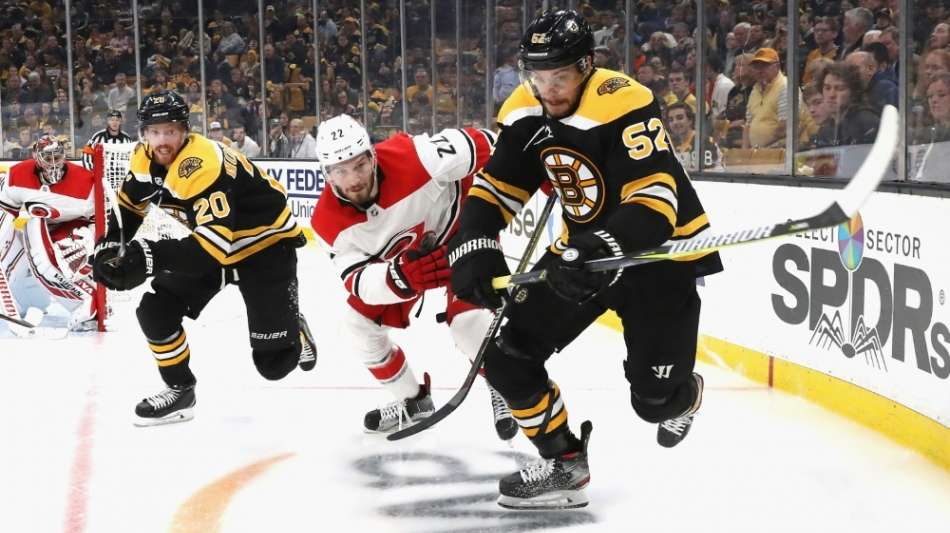NHL: Boston vor Finaleinzug gegen Carolina