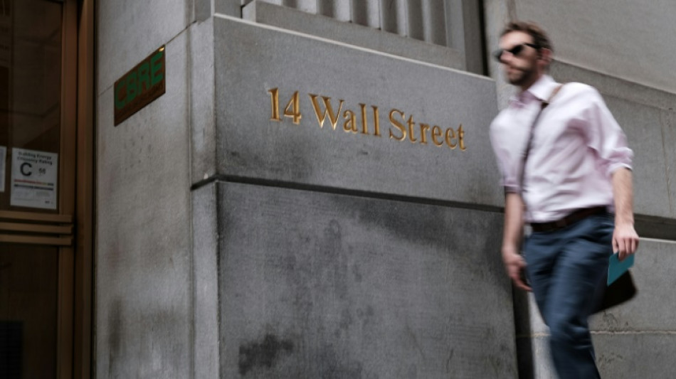 Wall Street termine en ordre dispersé, nouvelles craintes sur la Fed
