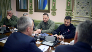 Zelensky pressiona Otan sobre ades&atilde;o &agrave; alian&ccedil;a e o fornecimento de armas