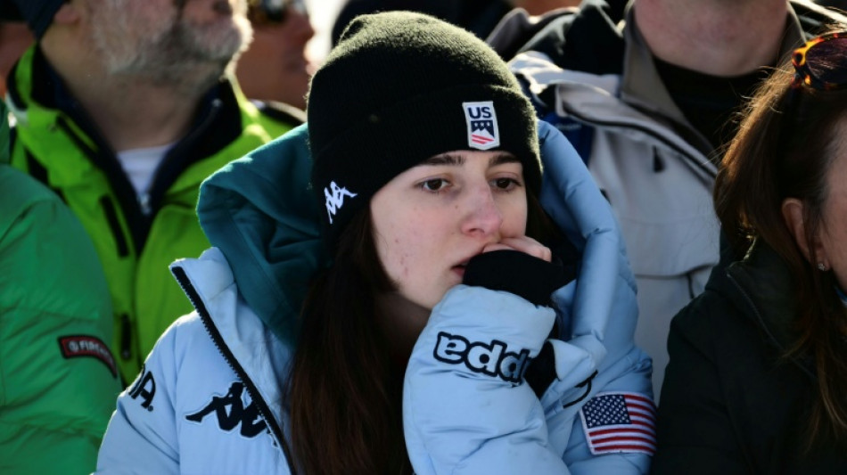 Expectation, then stunned silence as Vonn crashes out of Olympics