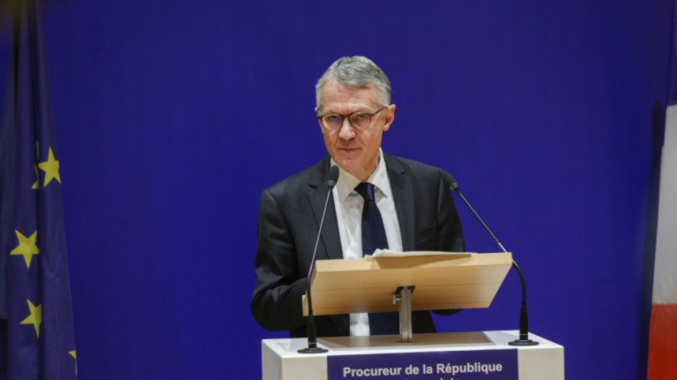 Colonna: l'enqu&ecirc;te confi&eacute;e &agrave; des juges antiterroristes, des milliers de manifestants en Corse