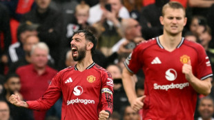 Com gol nos acr&eacute;scimos, United vence Burnley e consegue 1&ordf; vit&oacute;ria no Ingl&ecirc;s