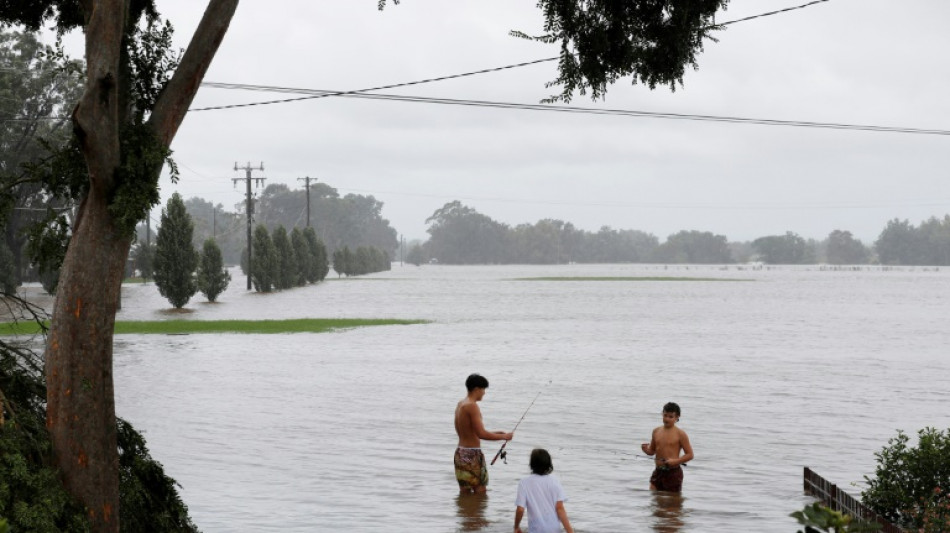 Australia ordena evacuar a 200.000 personas por la tormenta, de la que Sídney se salva