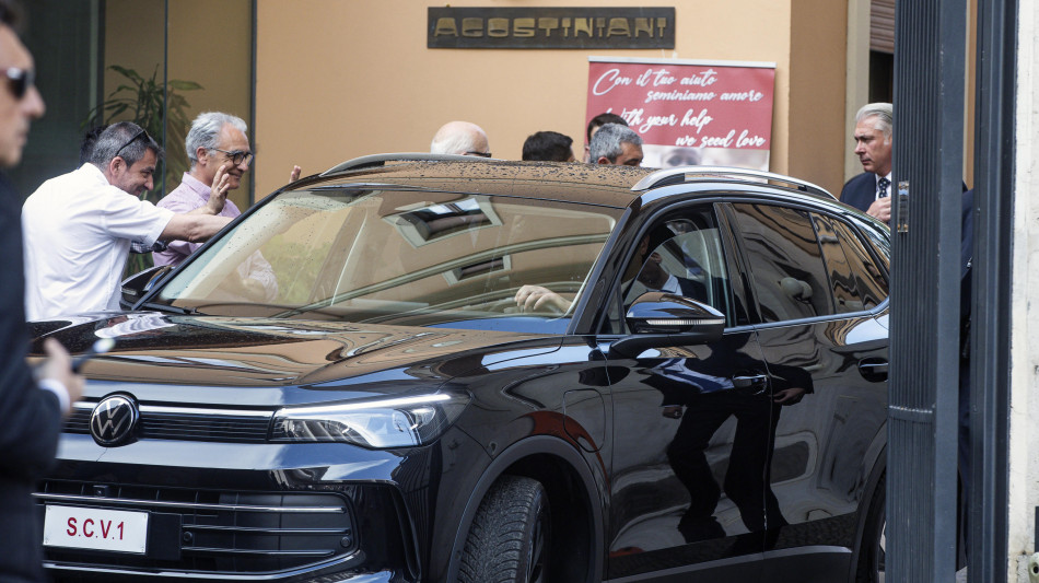 Il Papa a pranzo dagli Agostiniani, compleanno del priore