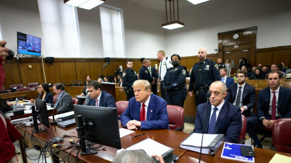 Juez de Nueva York multa a Trump con 9.000 d&oacute;lares por ultraje al tribunal