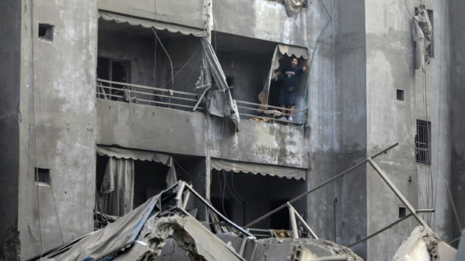 Deslocados do sul do L&iacute;bano descobrem na internet que suas casas foram dinamitadas por Israel