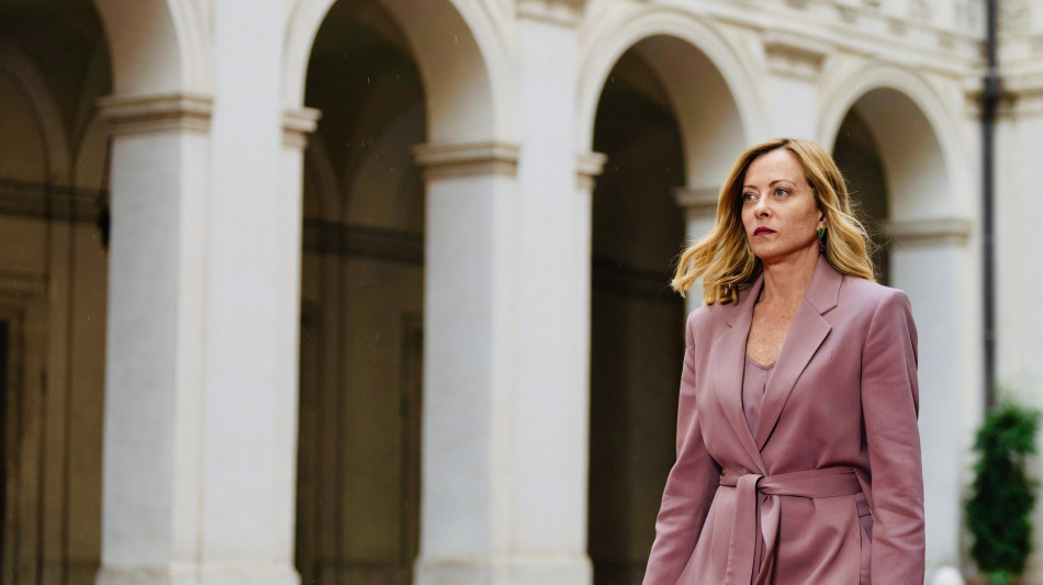 Meloni sente Zelensky e i leader, coordinamento su negoziati