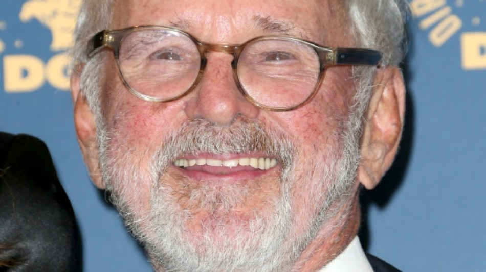 Morreu Norman Jewison, diretor de 'Feiti&ccedil;o da Lua' e 'No Calor da Noite'